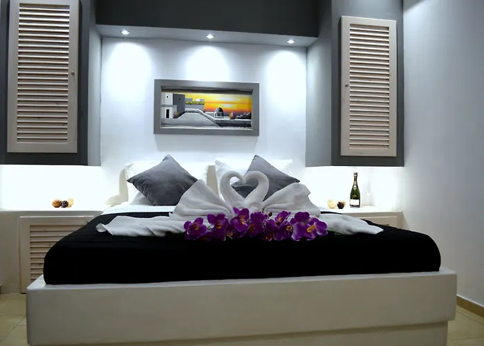 Plastiras 4* Fira (Santorini)