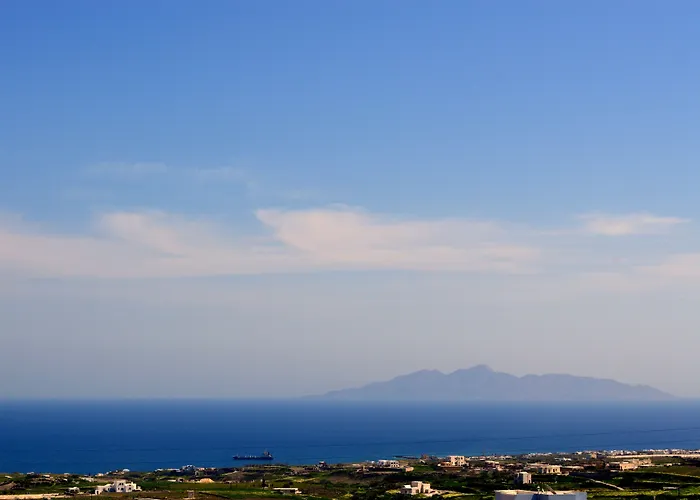 Plastiras Konukevi Fira (Santorini)