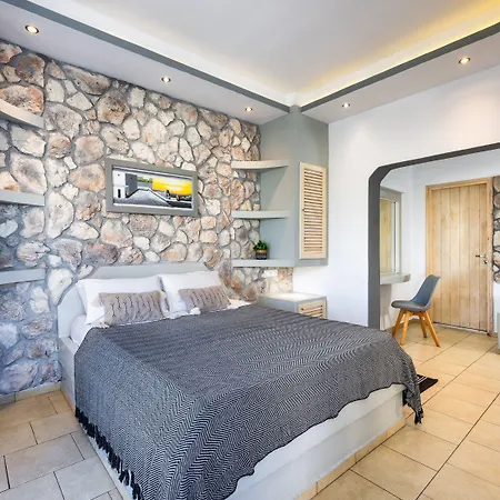 Plastiras Guest house