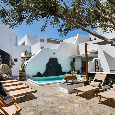 Gæstehus Plastiras Fira (Santorini)