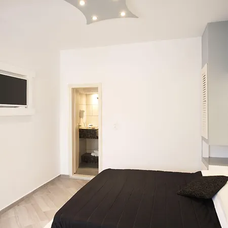 Plastiras Pensjonat Fira (Santorini)