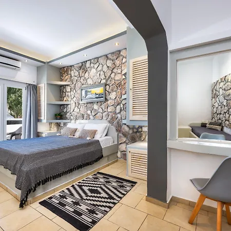 Plastiras 3* Fira (Santorini)