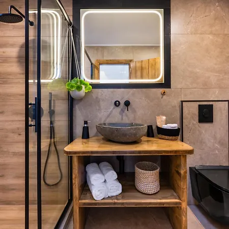 Pensjonat Plastiras 3*