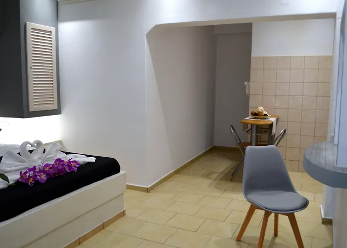 Plastiras Konukevi 3*