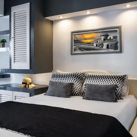 Plastiras 4* Fira (Santorini)