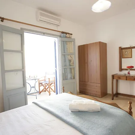 플라스티라스 룸스 3*