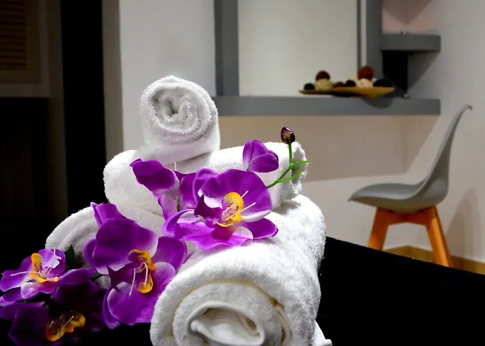 بلاستيراس رومز بيت ضيافة 4*